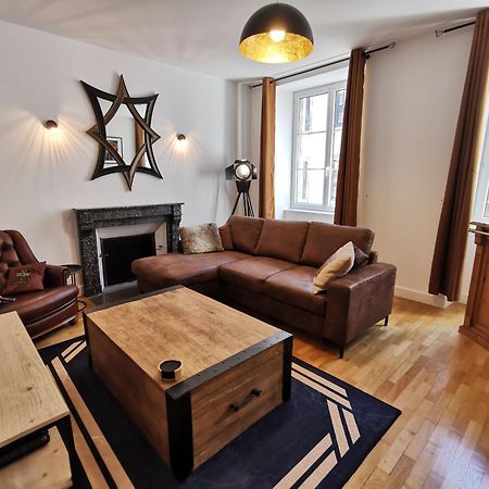 Appartement 3 Chambres Au Coeur Du Jura, Ideal Famille 萨兰莱班 外观 照片