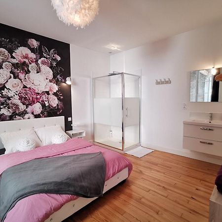 Appartement 3 Chambres Au Coeur Du Jura, Ideal Famille 萨兰莱班 外观 照片
